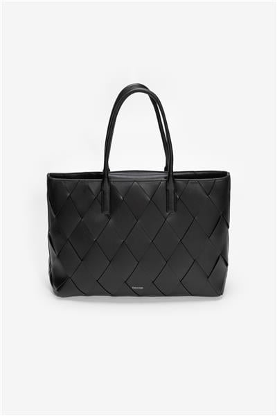 Calvin Klein Kadın Omuz Çantası