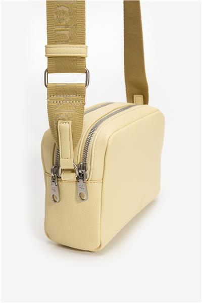 Calvin Klein Kadın Mini Omuz Çantası