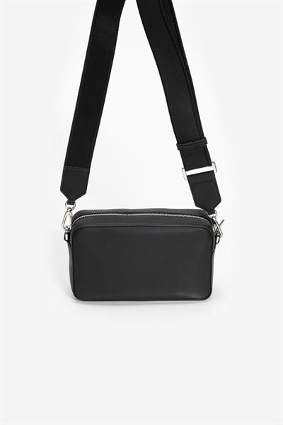 Calvin Klein Kadın Mini Omuz Çantası Siyah