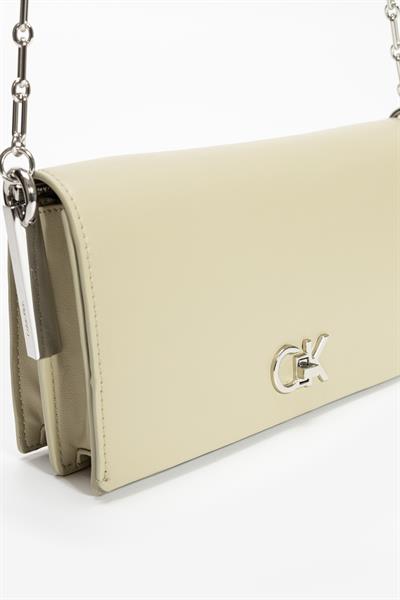 Calvin Klein Kadın Mini Omuz Çantası