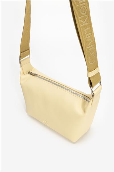 Calvin Klein Kadın Omuz Çantası