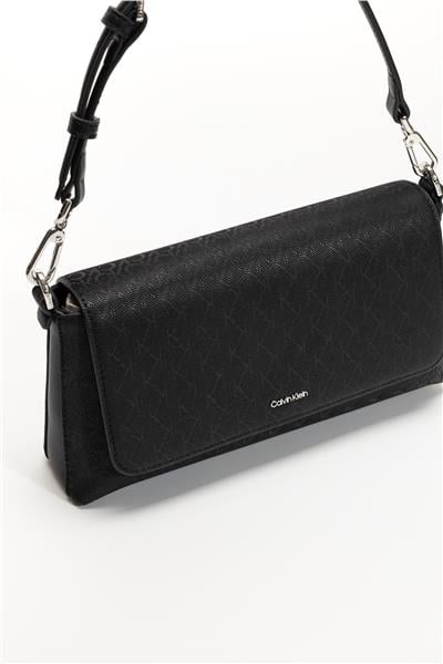 Calvin Klein Kadın Omuz Çantası