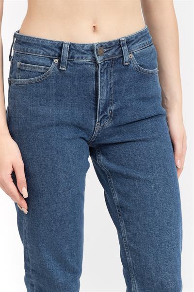 Calvin Klein Mid Rise Slim - Blue Kadın Jean Pantolon
