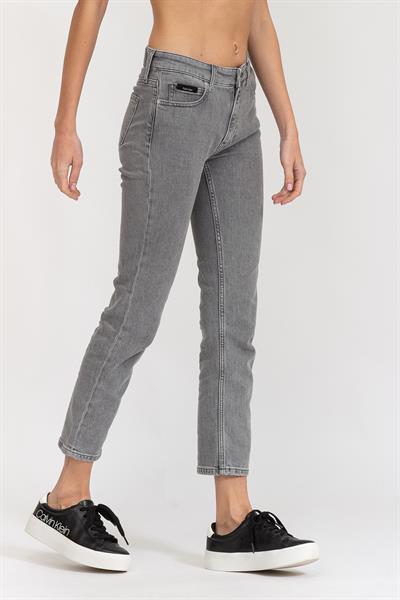 Calvin Klein Mid Rise Slim Kadın Jean Pantolon Lacivert