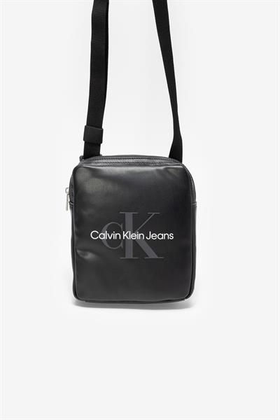 Calvin Klein Monogram Soft 18 Erkek Reporter Çanta