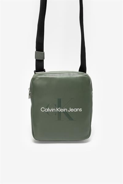 Calvin Klein Monogram Soft 18 Erkek Reporter Çanta