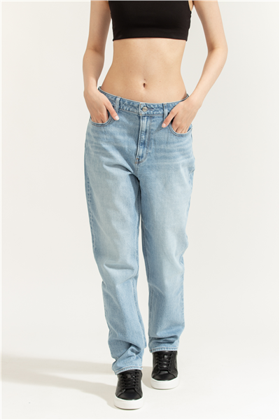 Calvin Klein New Mom Jean Panama Kadın Jean Pantolon