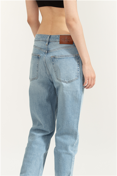 Calvin Klein New Mom Jean Panama Kadın Jean Pantolon