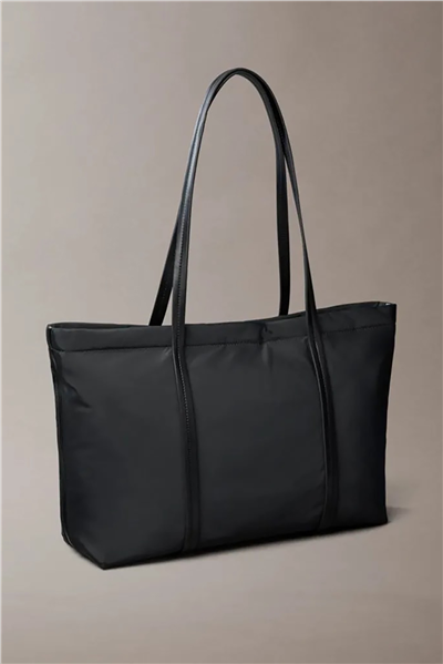Calvin Klein Nylon Medium Tote Kadın Mini Omuz Çantası Siyah