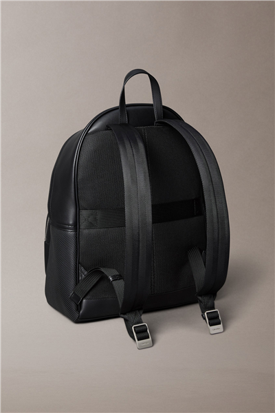 Calvin Klein Perforated Backpack Erkek Sırt Çantası Siyah