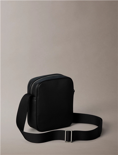 Calvin Klein Perforated Erkek Reporter Çanta Siyah