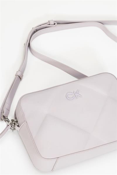 Calvin Klein Re-Lock Quilt Camera Kadın Mini Omuz Çantası