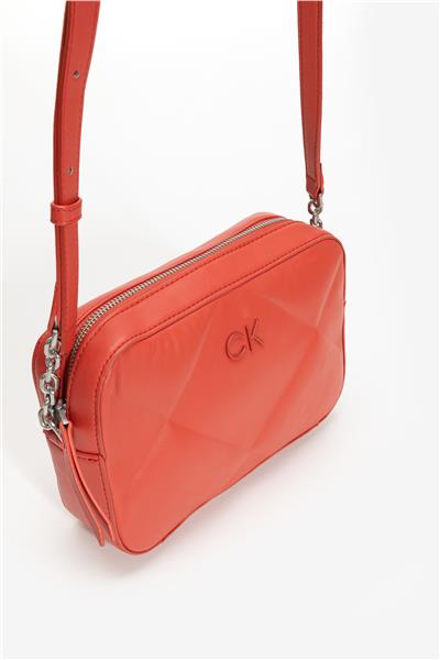 Calvin Klein Re-Lock Quilt Camera Kadın Mini Omuz Çantası