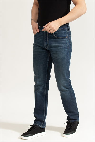 Calvin Klein Slim Straight Dark Casper Jean Erkek Jean Pantolon