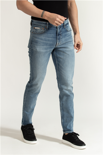 Calvin Klein Slim Taper Blue Tide Erkek Jean Pantolon