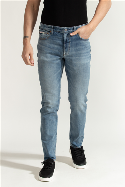 Calvin Klein Slim Taper Blue Tide Erkek Jean Pantolon