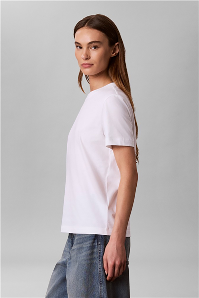 Calvin Klein Ss 20S Classic Seasonal Logo Tee Kadın Bisiklet Yaka T-Shirt Beyaz
