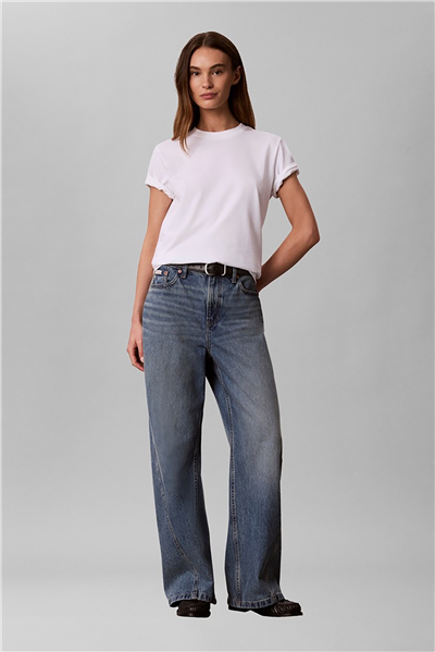 Calvin Klein Ss 20S Classic Seasonal Logo Tee Kadın Bisiklet Yaka T-Shirt Beyaz