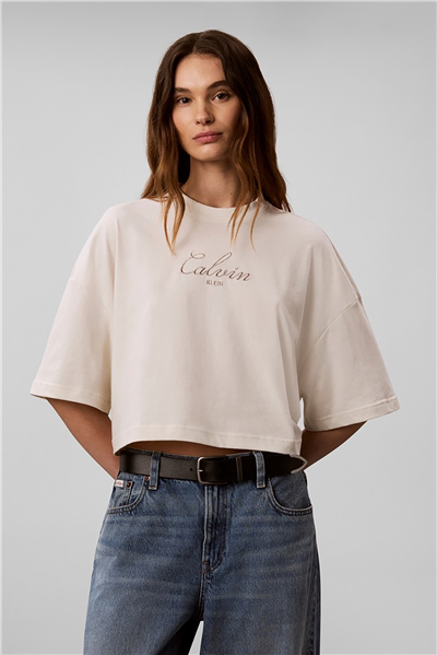 Calvin Klein Ss Boxy Crop Script Logo Tee Kadın Bisiklet Yaka T-Shirt Bej