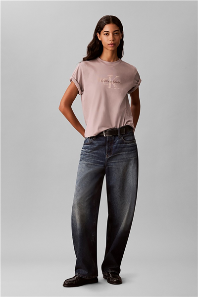 Calvin Klein Ss Boxy Hand Drawn Monologo Tee Kadın Bisiklet Yaka T-Shirt