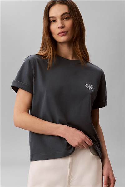 Calvin Klein Ss Boxy Left Chest Monologo Tee Kadın Bisiklet Yaka T-Shirt