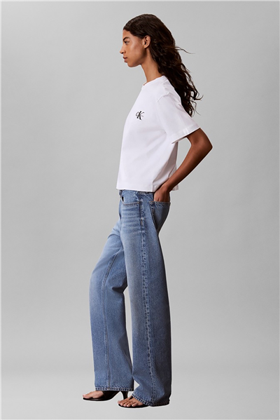 Calvin Klein Ss Boxy Left Chest Monologo Tee Kadın Bisiklet Yaka T-Shirt Beyaz