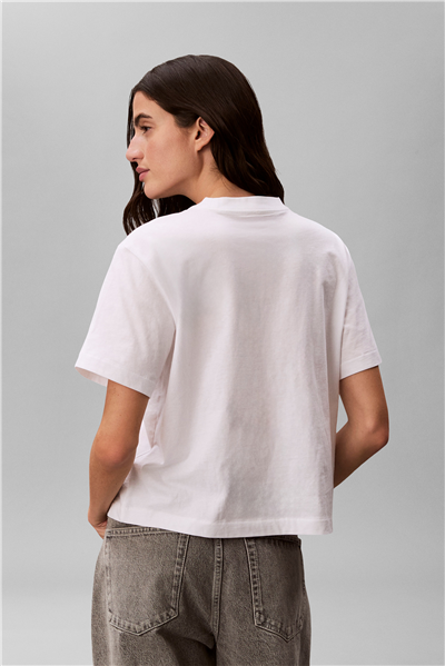 Calvin Klein Ss Boxy Seasonal Mon Kadın Bisiklet Yaka T-Shirt