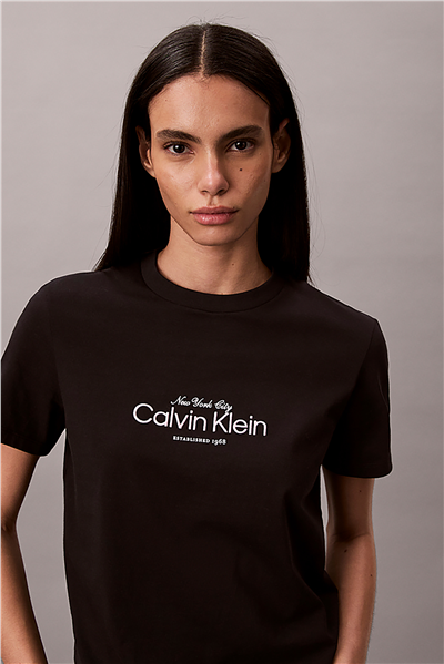 Calvin Klein Ss Classic Ck Nyc Lo Kadın Bisiklet Yaka T-Shirt