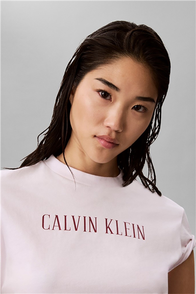 Calvin Klein Ss Classic Varsity Logo Tee Kadın Bisiklet Yaka T-Shirt