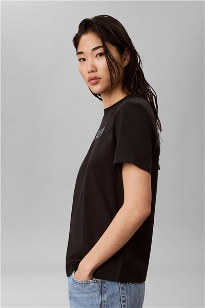 Calvin Klein Ss Classic Varsity Logo Tee Kadın Bisiklet Yaka T-Shirt Siyah