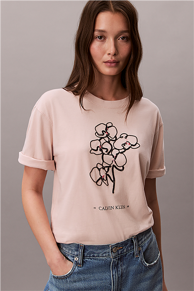 Calvin Klein Ss Seasonal Graphic Kadın Bisiklet Yaka T-Shirt