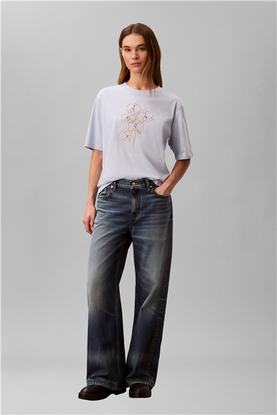 Calvin Klein Ss Seasonal Graphic Kadın Bisiklet Yaka T-Shirt