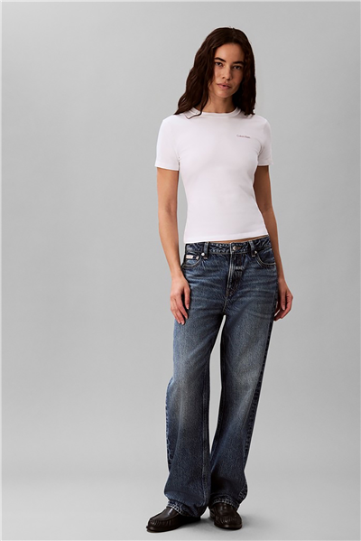 Calvin Klein Ss Slim Fit Feminine Logo Tee Kadın Bisiklet Yaka T-Shirt Beyaz