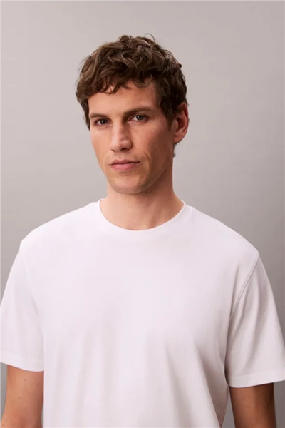 Calvin Klein Ss Supima Chest Emb Crewneck Tee Erkek Bisiklet Yaka T-Shirt Beyaz