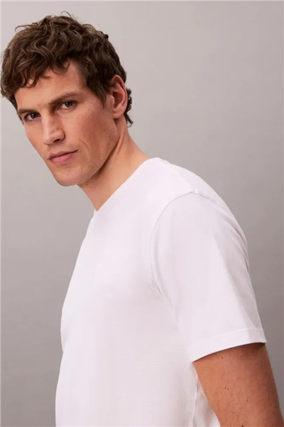 Calvin Klein Ss Supima Chest Emb Crewneck Tee Erkek Bisiklet Yaka T-Shirt Beyaz