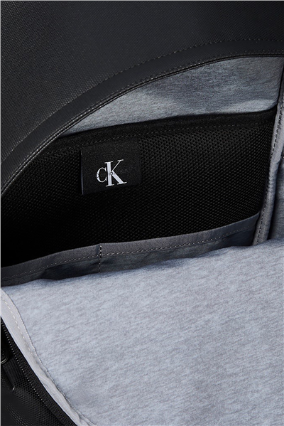 Calvin Klein Texture Mix Round Backpack Erkek Sırt Çantası Siyah