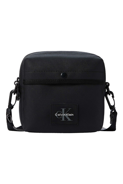 Calvin Klein Texture Mix Square Erkek Reporter Çanta Siyah