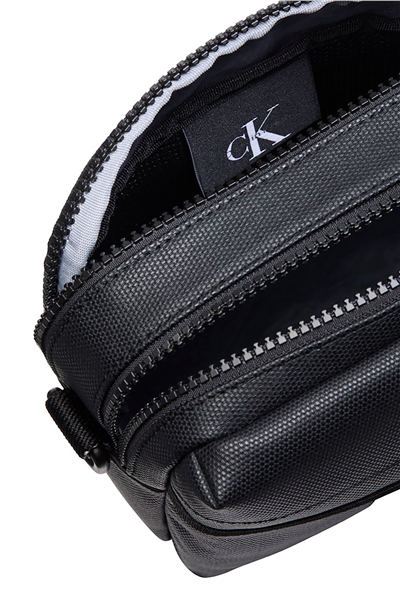 Calvin Klein Texture Mix Square Erkek Reporter Çanta Siyah
