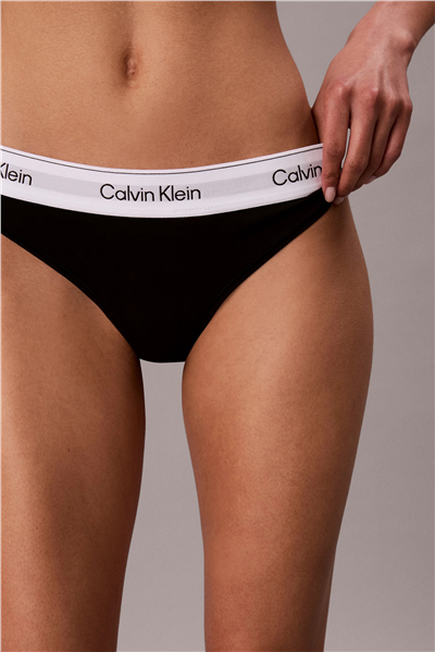Calvin Klein Thong Kadın Külot Siyah