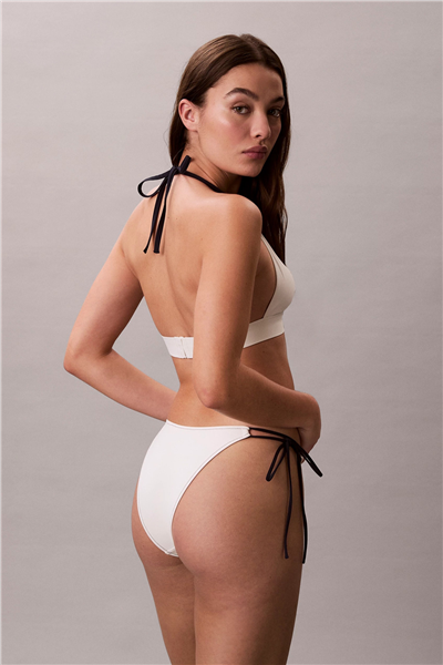 Calvin Klein Triangle Kadın Bikini Üstü Beyaz