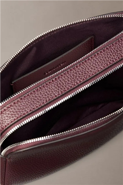 Calvin Klein Webbing 2X Strap Camera Bag Kadın Mini Omuz Çantası Siyah