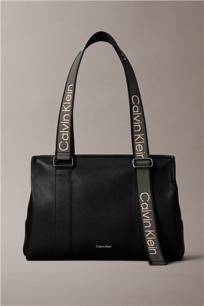 Calvin Klein Webbing Adj Strap Tote Kadın Omuz Çantası Siyah