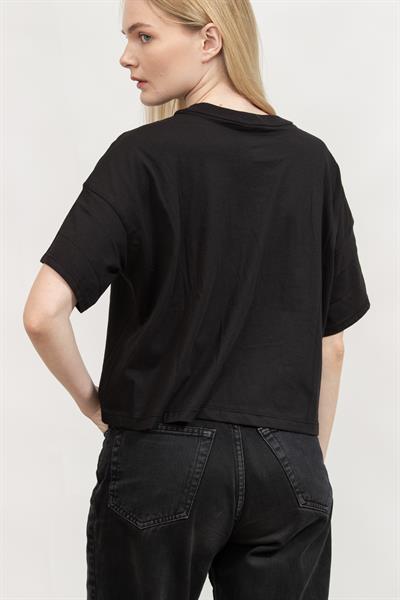 DKNY Kadın Bisiklet Yaka T-Shirt