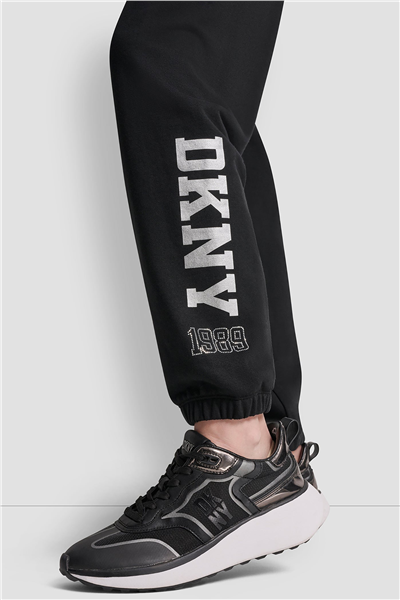 DKNY Kadın Dkny 1989 Rhinestud Jogger Pantolon Siyah