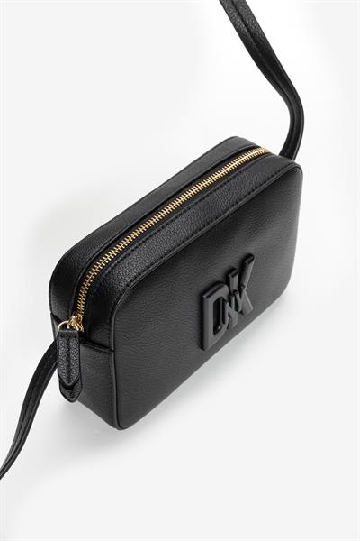 DKNY Kadın Mini Omuz Çantası