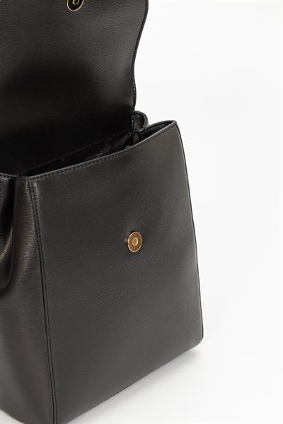 DKNY Kadın Sırt Çantası