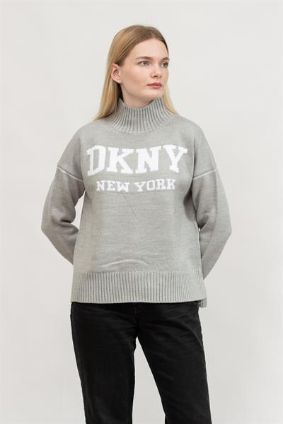 DKNY Intarsia Logo Turtle Kadın Kazak