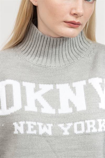 DKNY Intarsia Logo Turtle Kadın Kazak