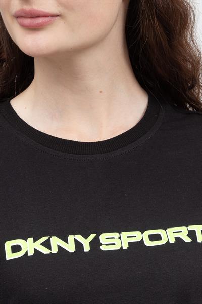 DKNY Layered Shadow Logo Kadın Bisiklet Yaka TShirt