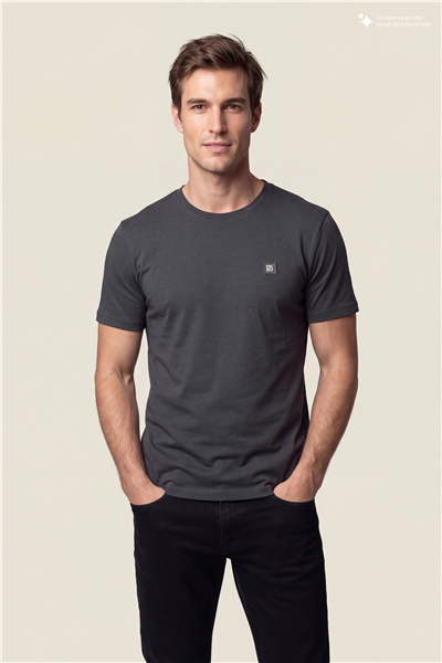 DKNY Metal Logo Tee Erkek Bisiklet Yaka T-Shirt Siyah